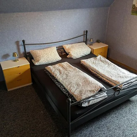 Dorfkind Hamm (Sieg)